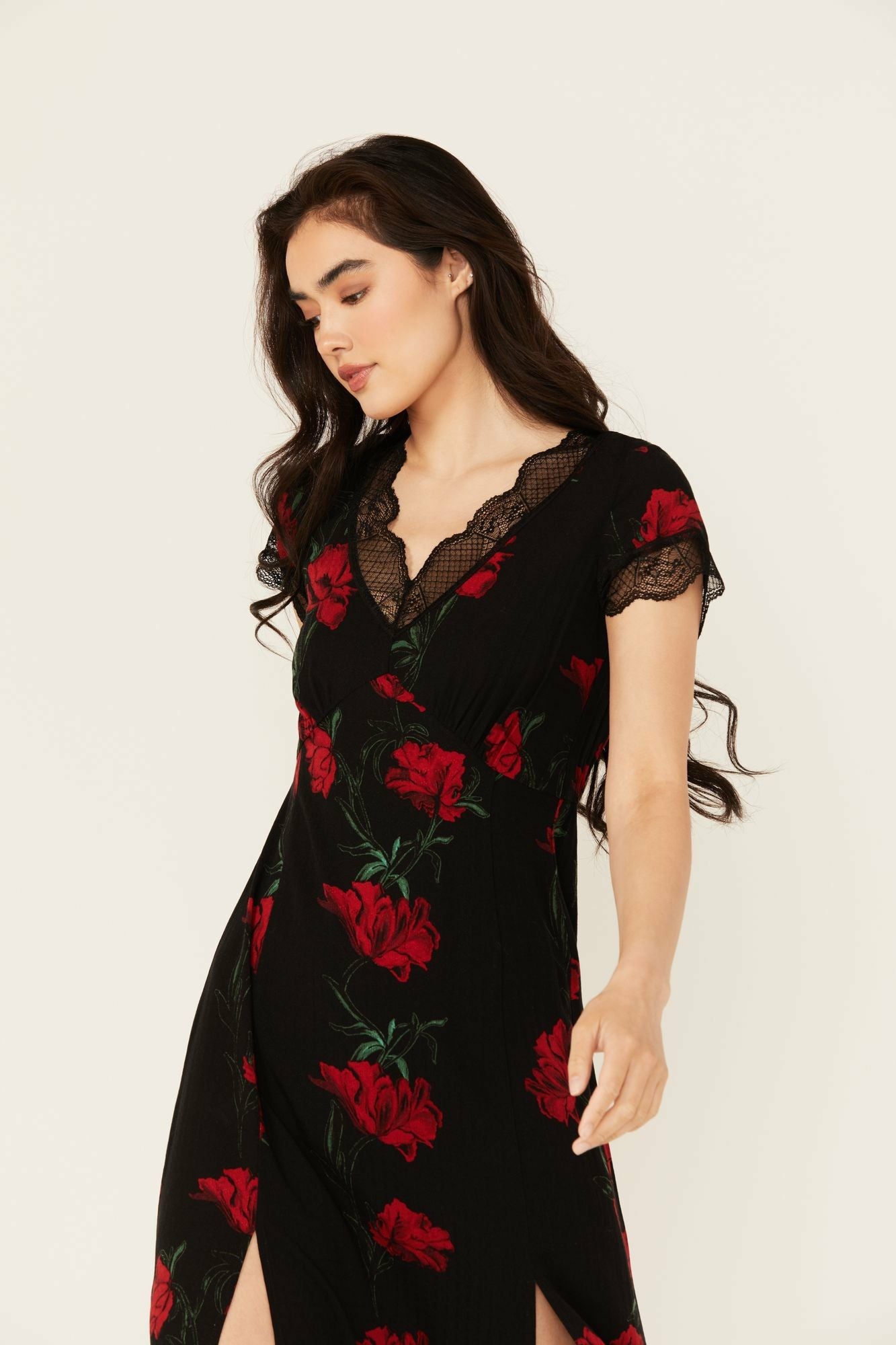 Idyllwind Rosely Floral Print Lace Trim Midi Dress Black