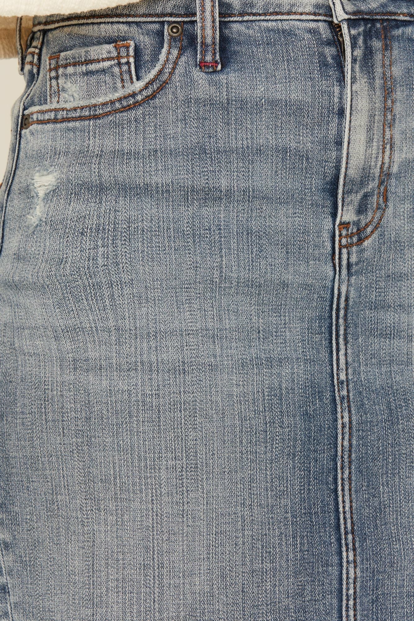 Idyllwind Ivywood Medium Wash Super Stretch Denim Mini Skirt Medium Wash