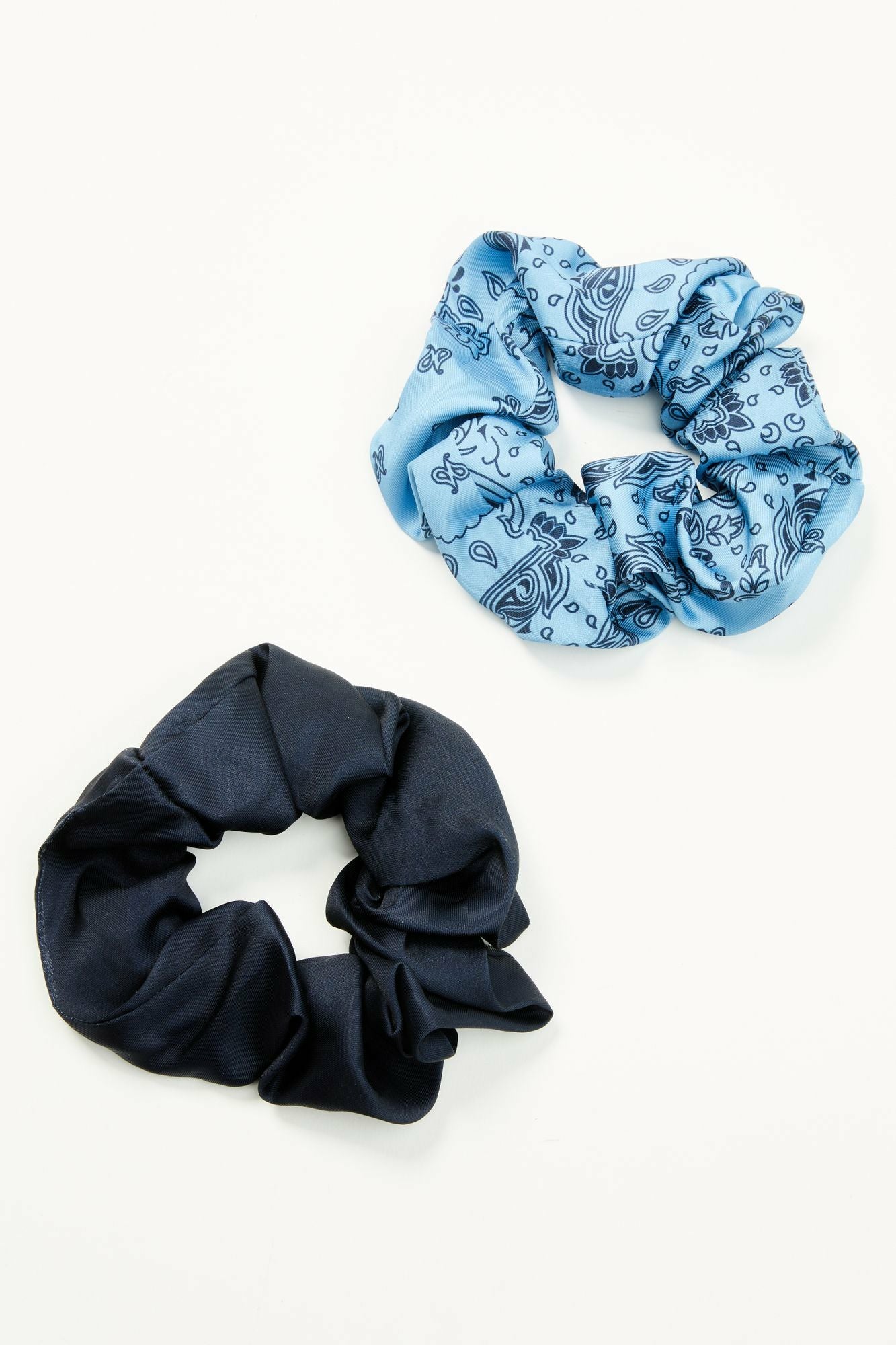 Idyllwind Bellshire Oversized Scrunchies - 2 Piece Light Blue