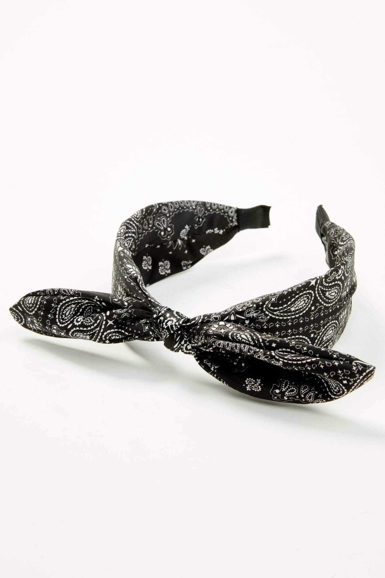 Idyllwind Glynda Bandana Print Headband Black