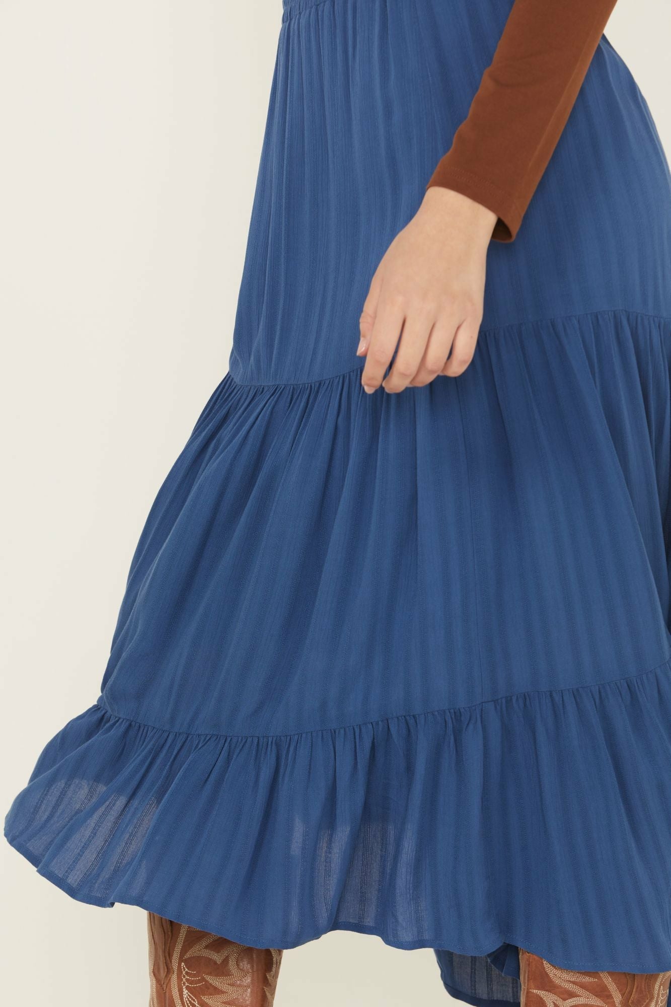 Idyllwind Preston High-Low Midi Skirt Blue