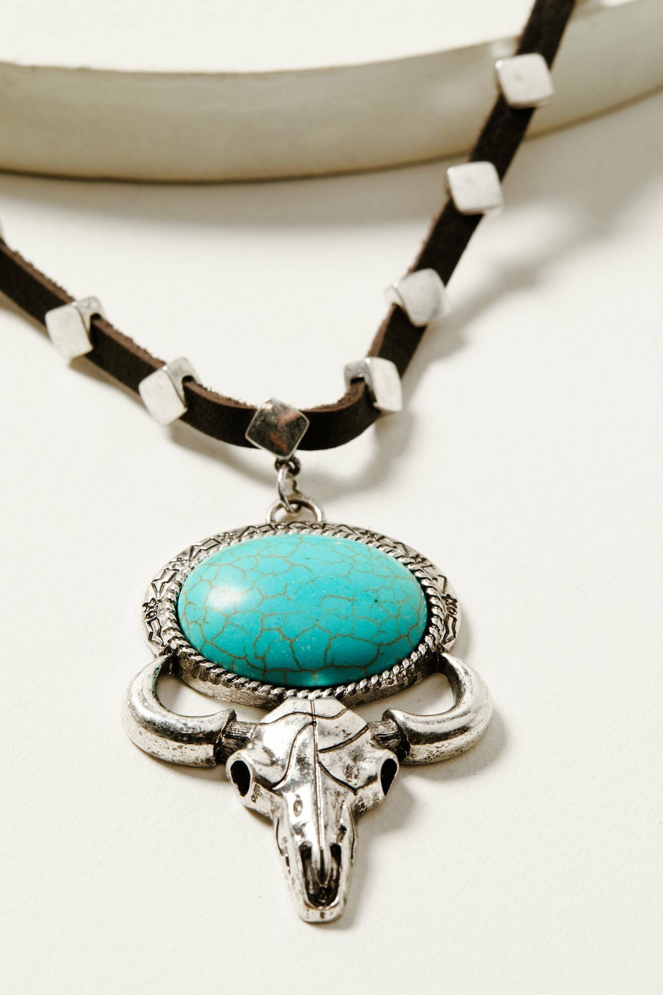 Idyllwind Lavergne Turquoise Stone Bull Head Necklace Silver