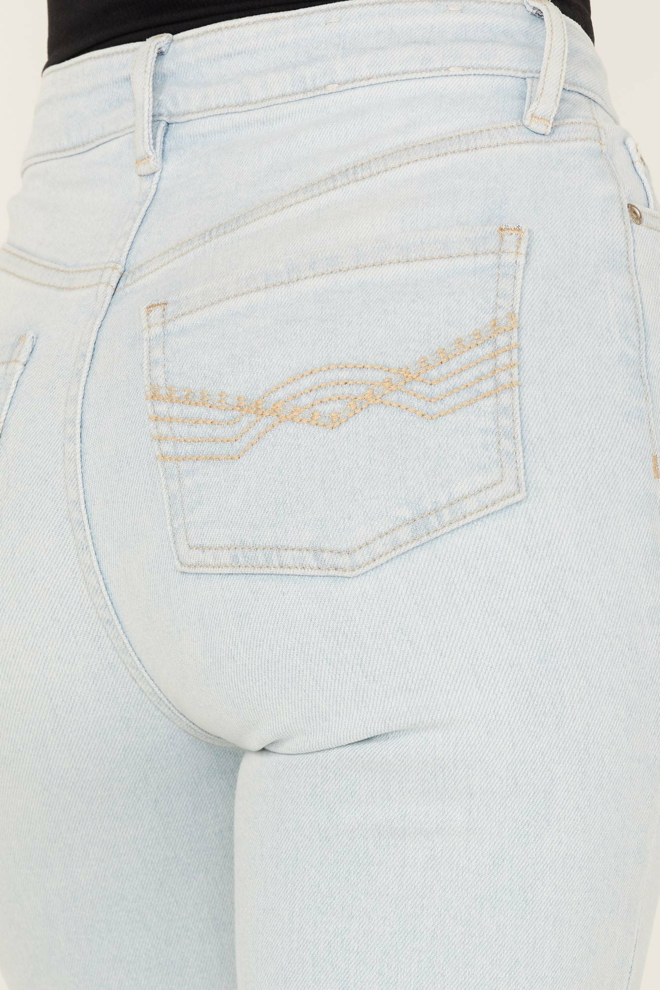 Idyllwind Light Wash West Avenue High Risin Distressed Flare Jeans Light Wash