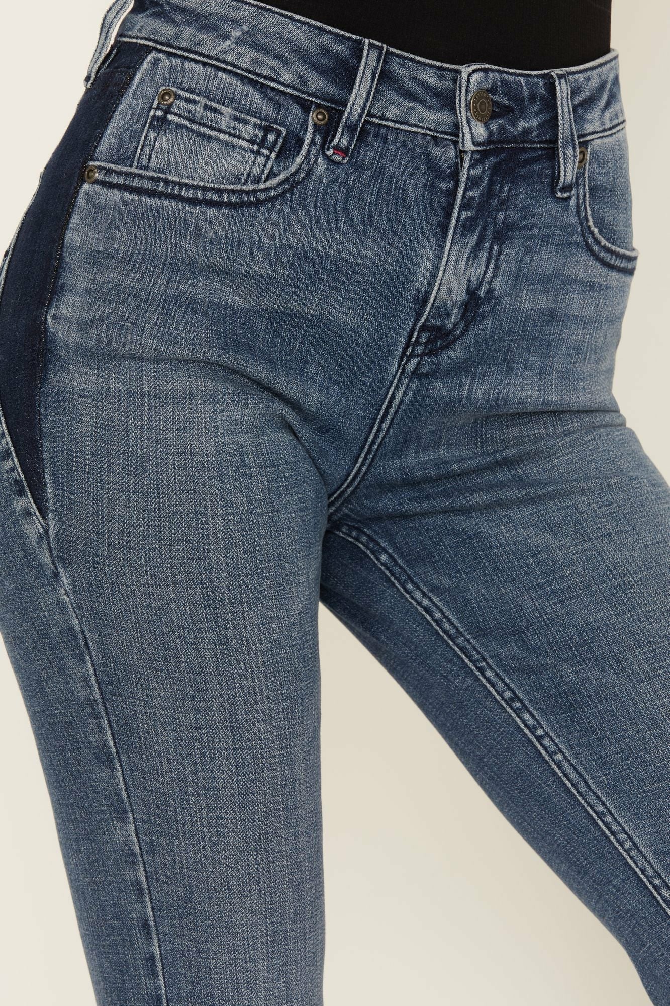 Idyllwind Barella Dark Wash Contrast Panels High Risin' Stretch Bootcut Jeans Dark Medium Wash