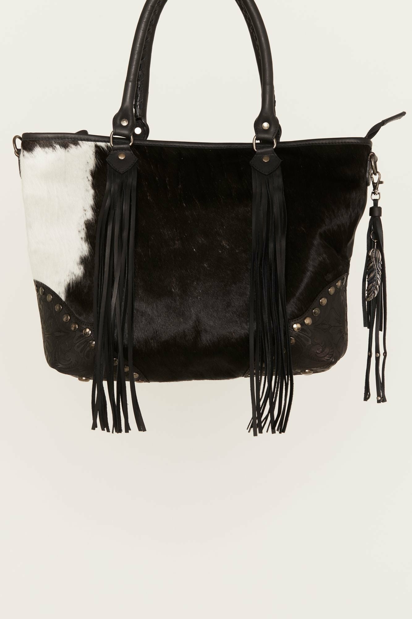 Idyllwind Cow Are You Tote Handbag Black