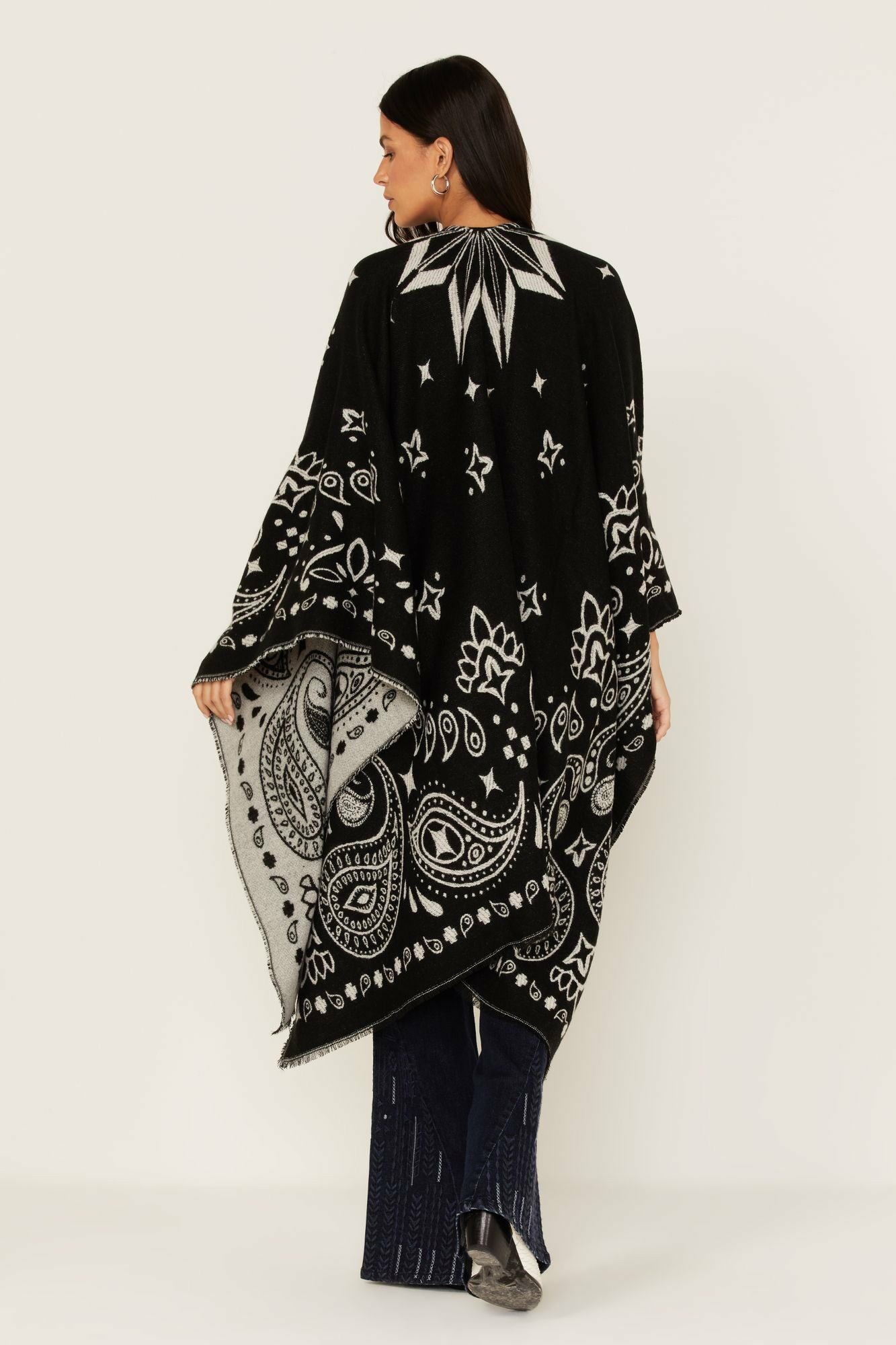 Idyllwind Kyle Bandana Print Blanket Shawl Black
