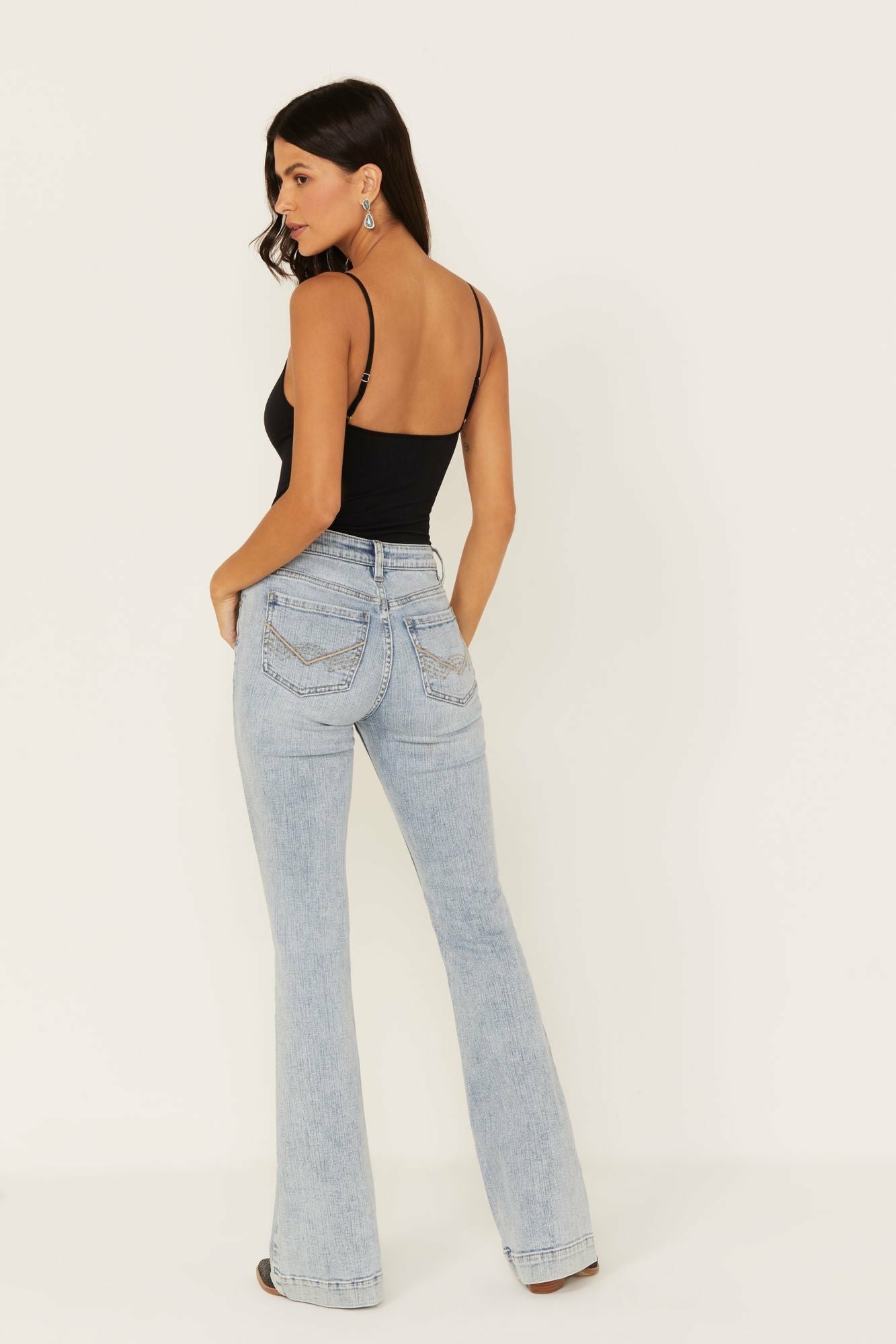 Idyllwind Drexel Rebel Mid Rise Bootcut Jeans Light Wash