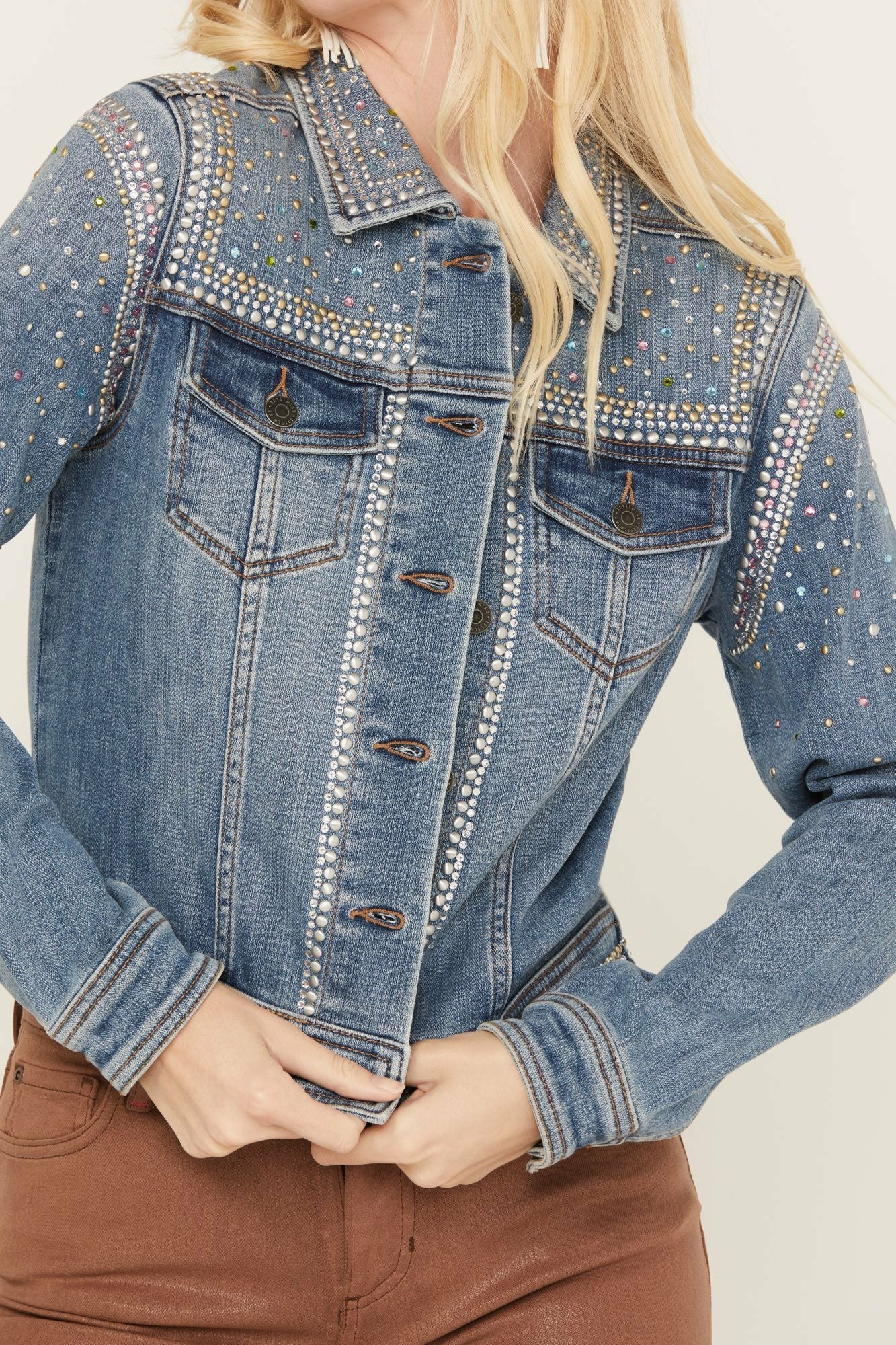 Idyllwind Shiloh Drive Embellished Denim Trucker Jacket Medium Wash