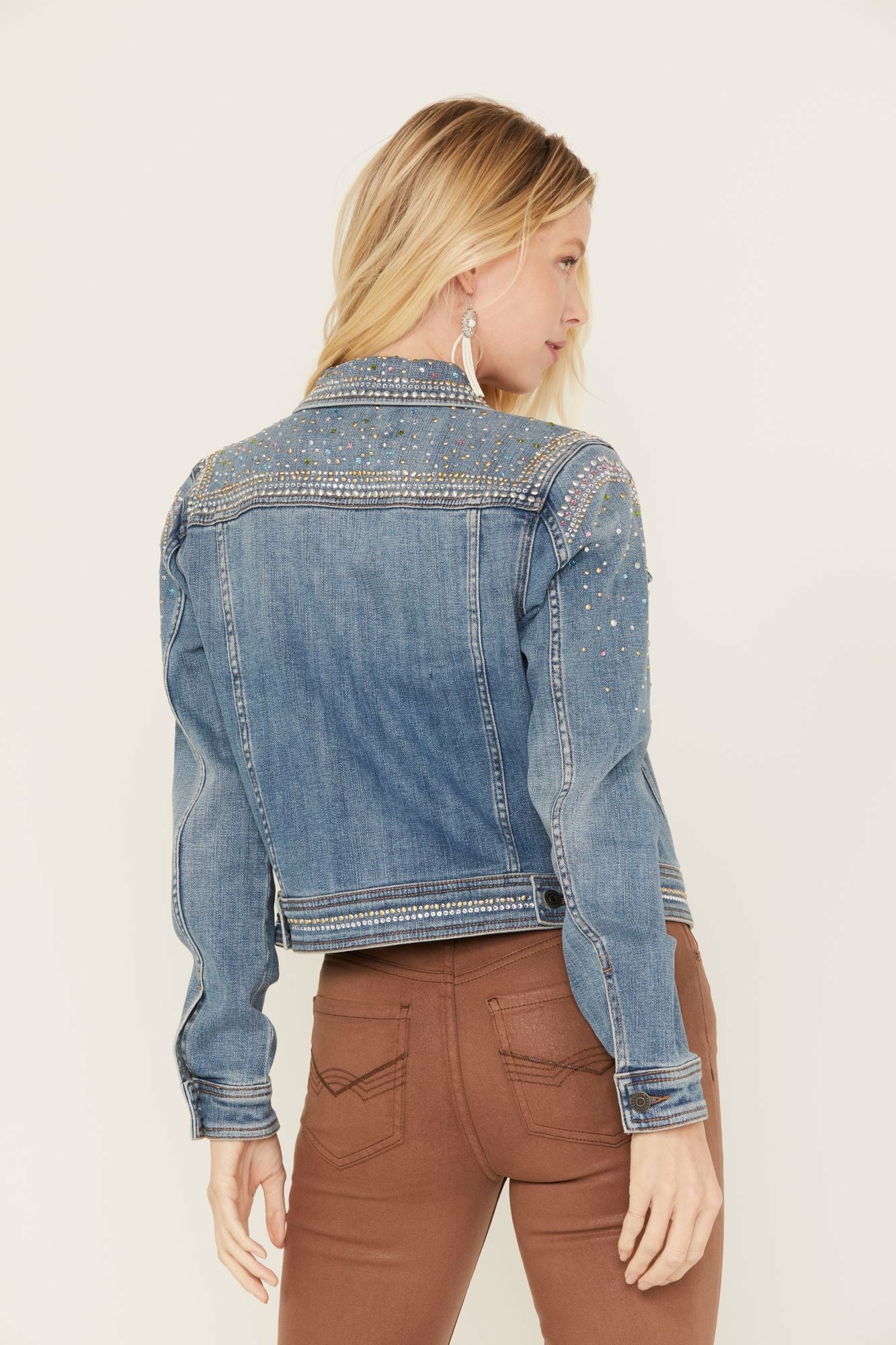 Idyllwind Shiloh Drive Embellished Denim Trucker Jacket Medium Wash