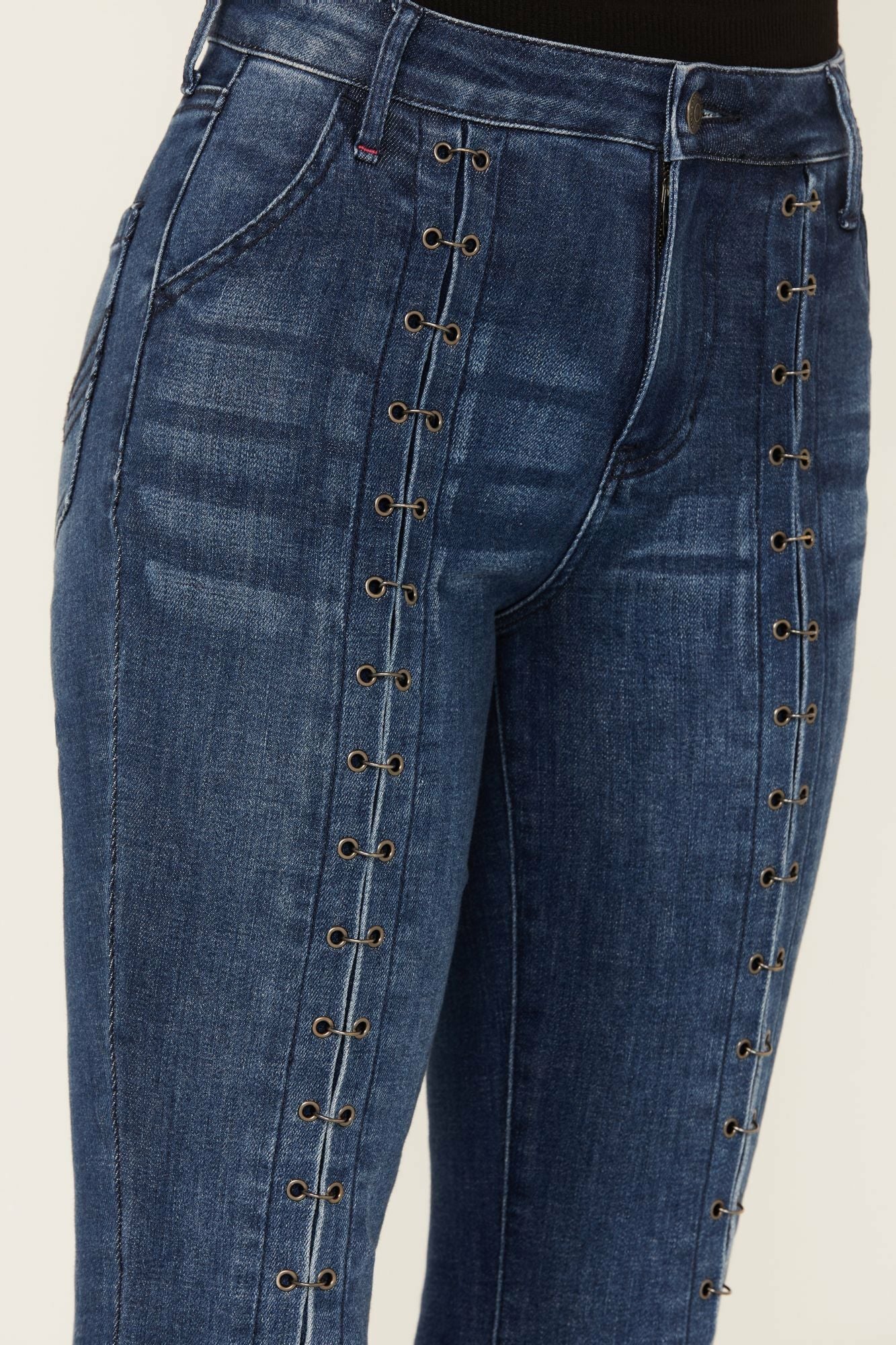 Idyllwind Arena Avenue High Risin' Flare Jeans Dark Wash