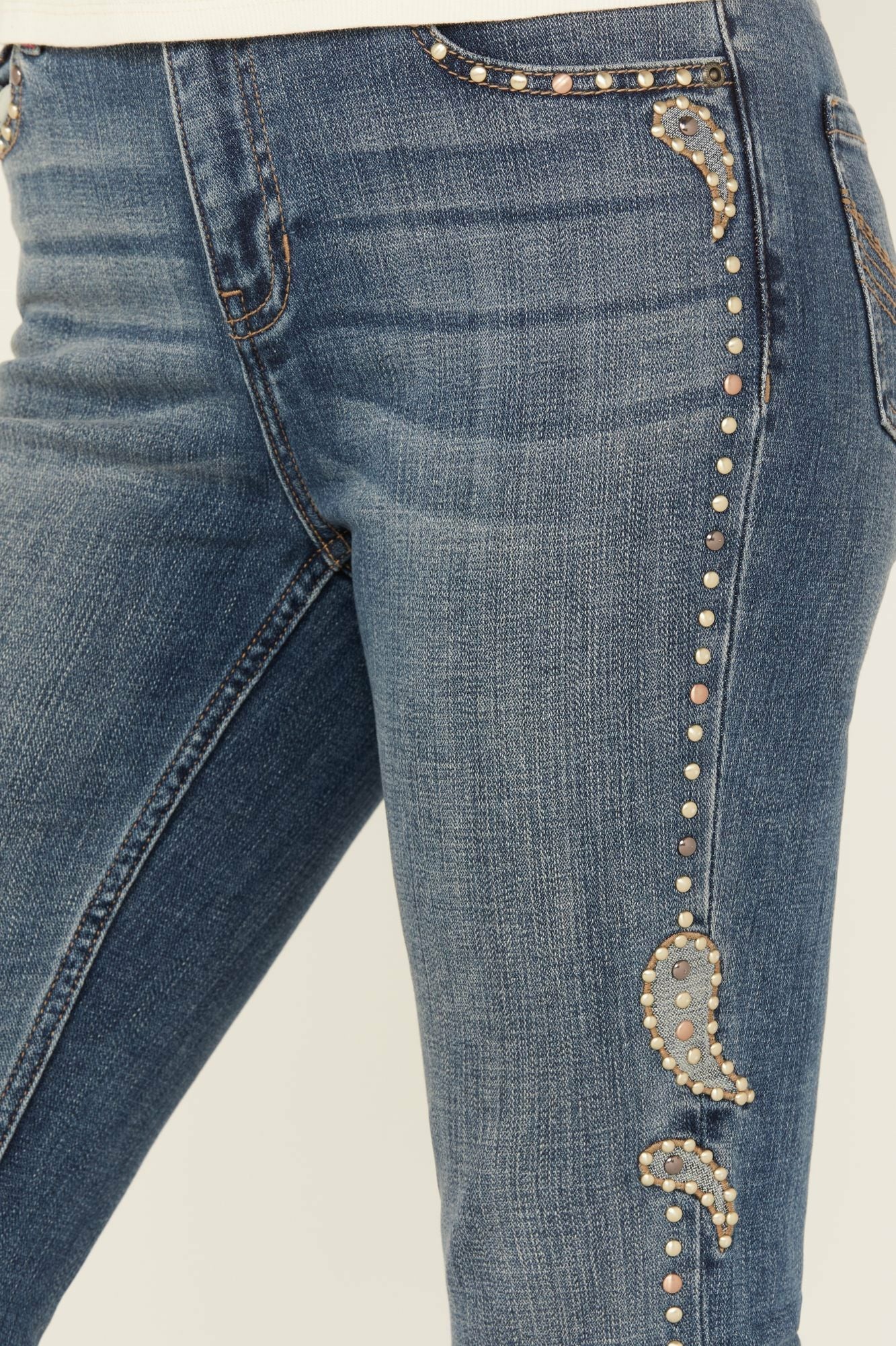 Idyllwind Onslow Medium Wash Gypsy High Rise Embellished Stretch Flare Jeans Medium Wash