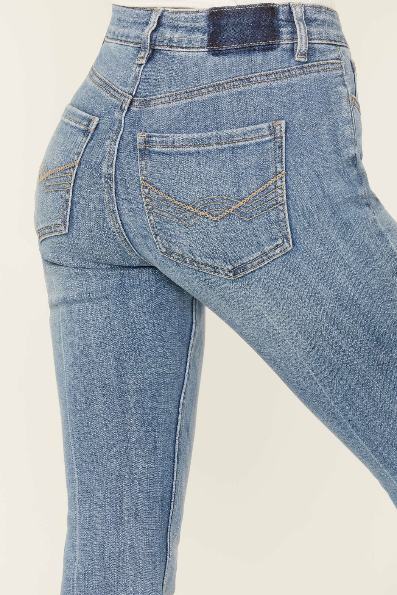 Idyllwind Atwood Light Wash Rebel Mid Rise Stretch Bootcut Jeans Light Wash