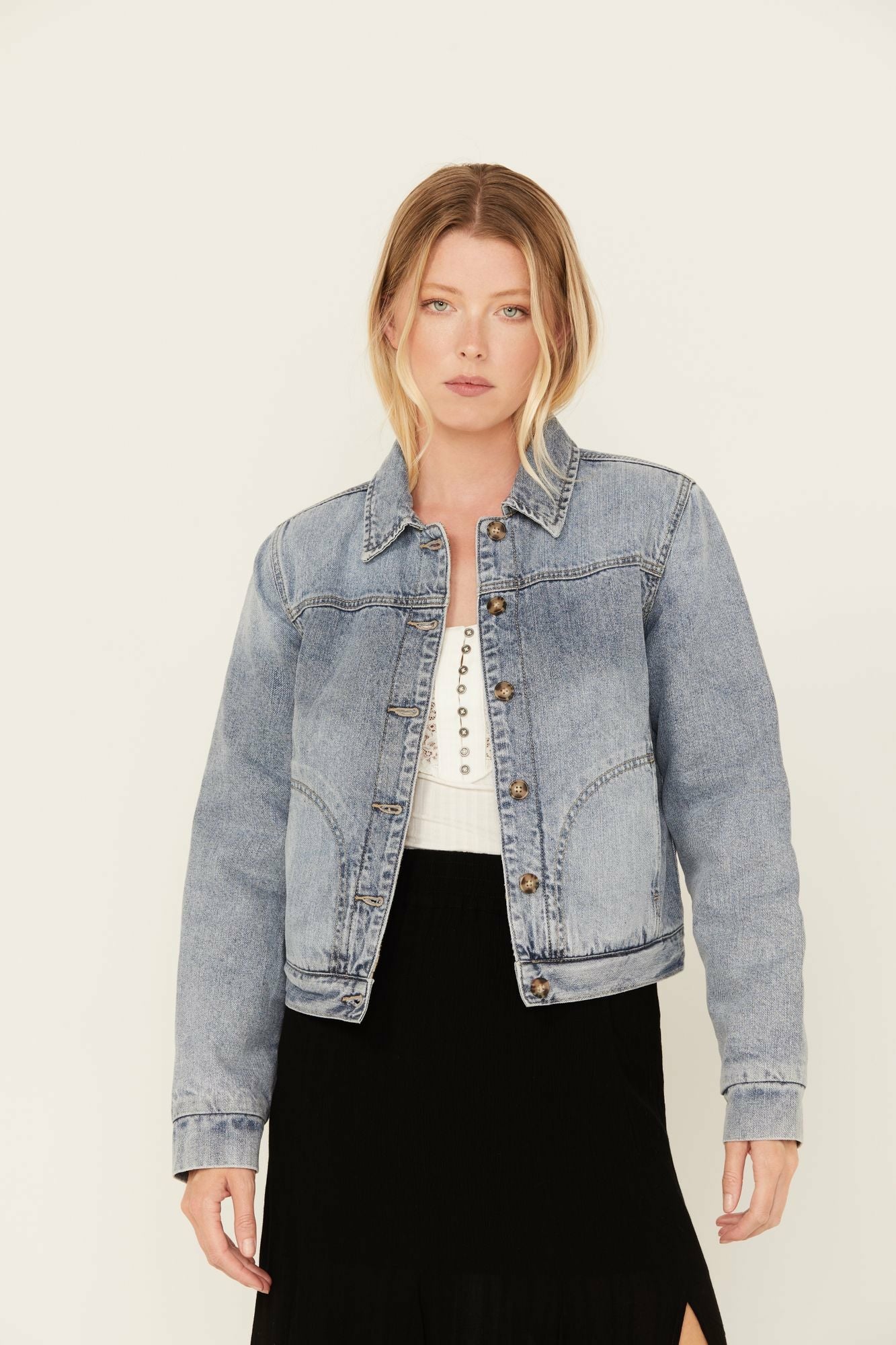 Idyllwind Barton Reversible Denim Blanket Jacket Light Wash