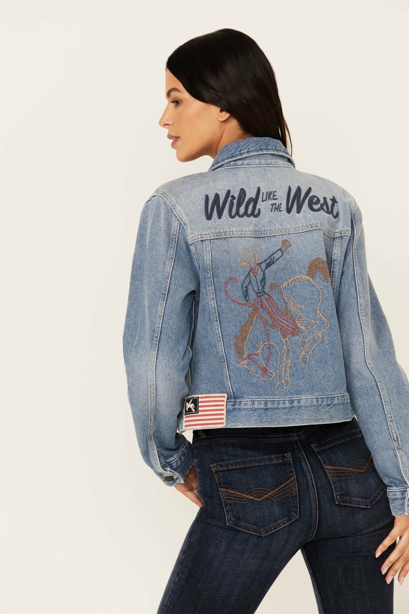 Idyllwind Western Cowboy Embroidered Rigid Medium Wash Trucker Jacket Medium Wash
