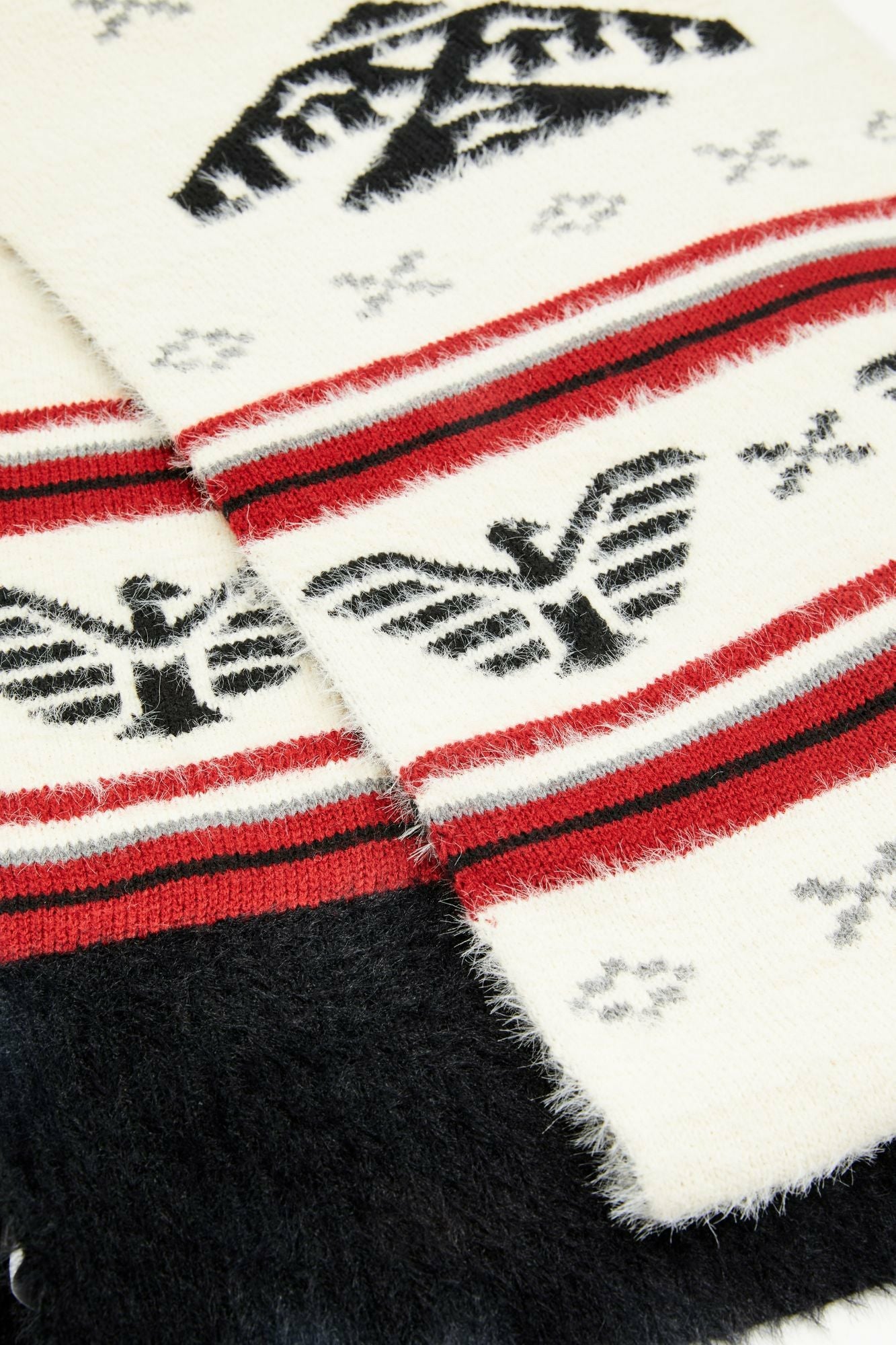 Idyllwind Rialto Thunderbird Southwestern Print Scarf Black