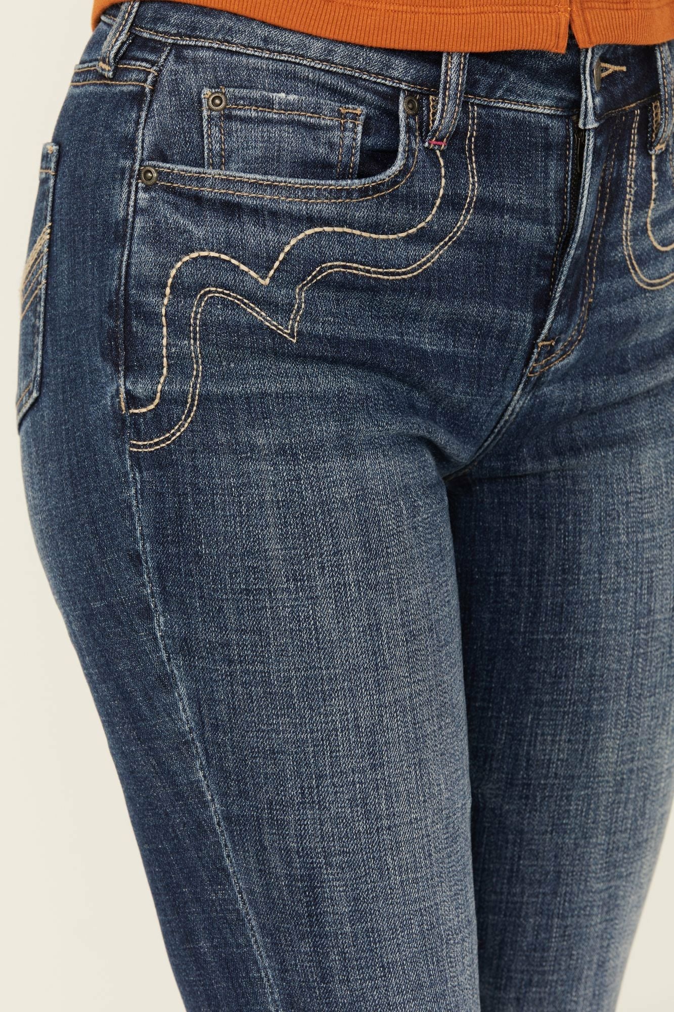 Idyllwind Vistaview Medium Wash Embroidered Flare Stretch Denim Jeans Medium Wash